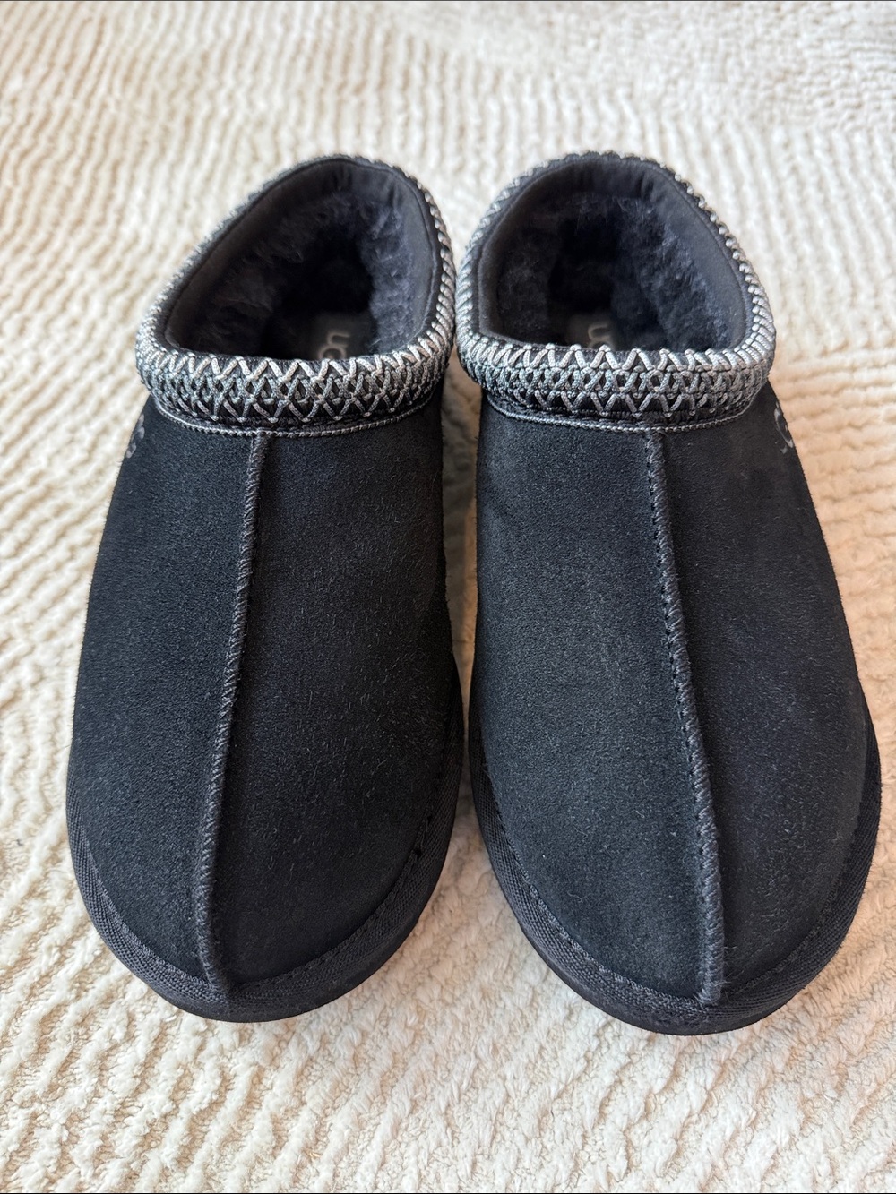 UGG Women’s Black Tasman II BLACK Slippers - Size 9